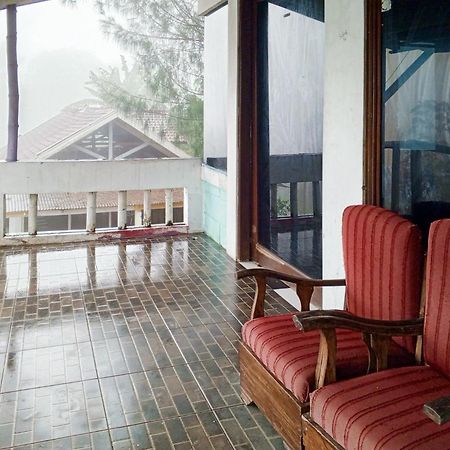 Villa Kampus Near Taman Safari Cisarua Puncak Redpartner Bogor Buitenkant foto