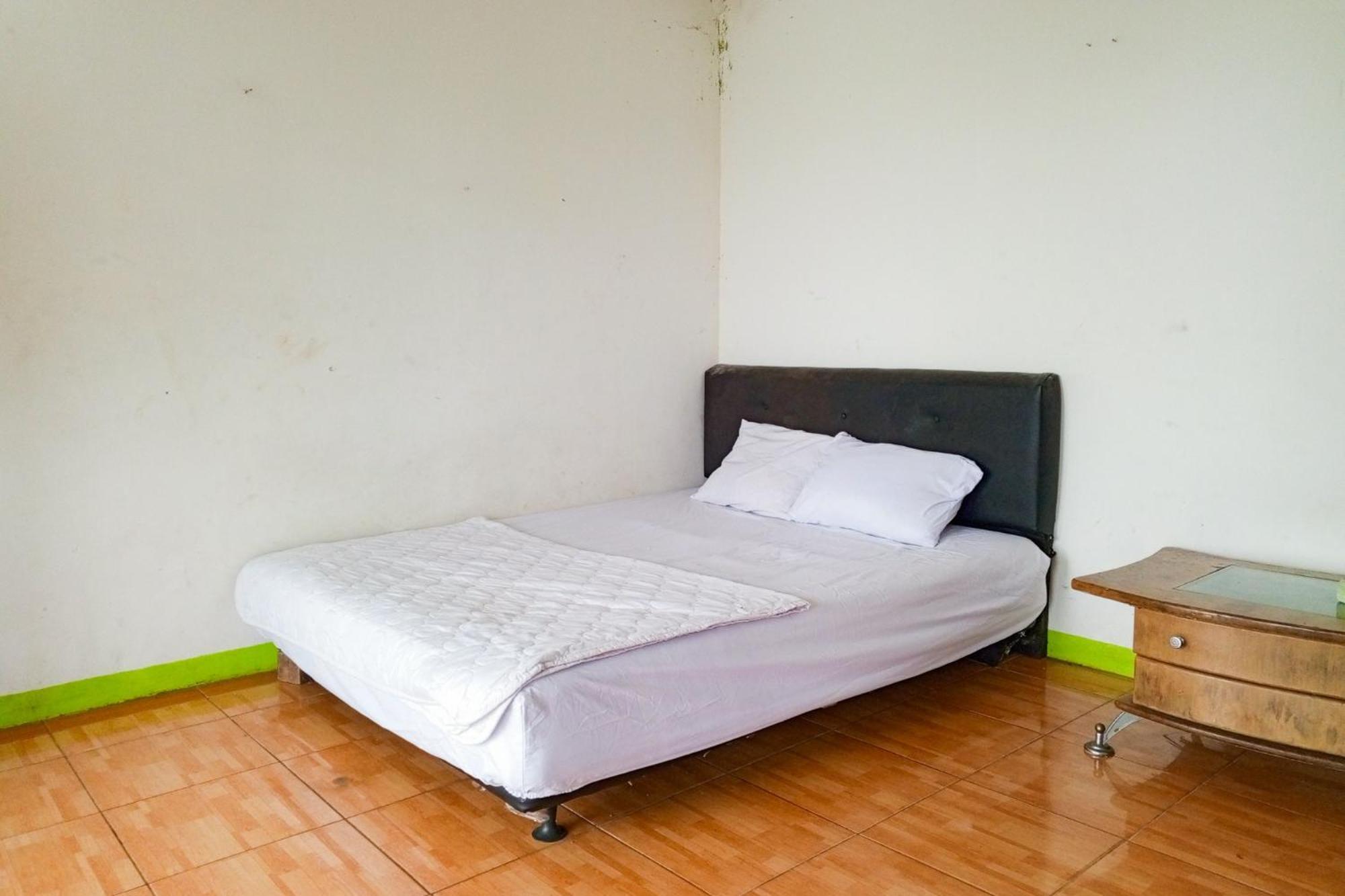 Villa Kampus Near Taman Safari Cisarua Puncak Redpartner Bogor Buitenkant foto