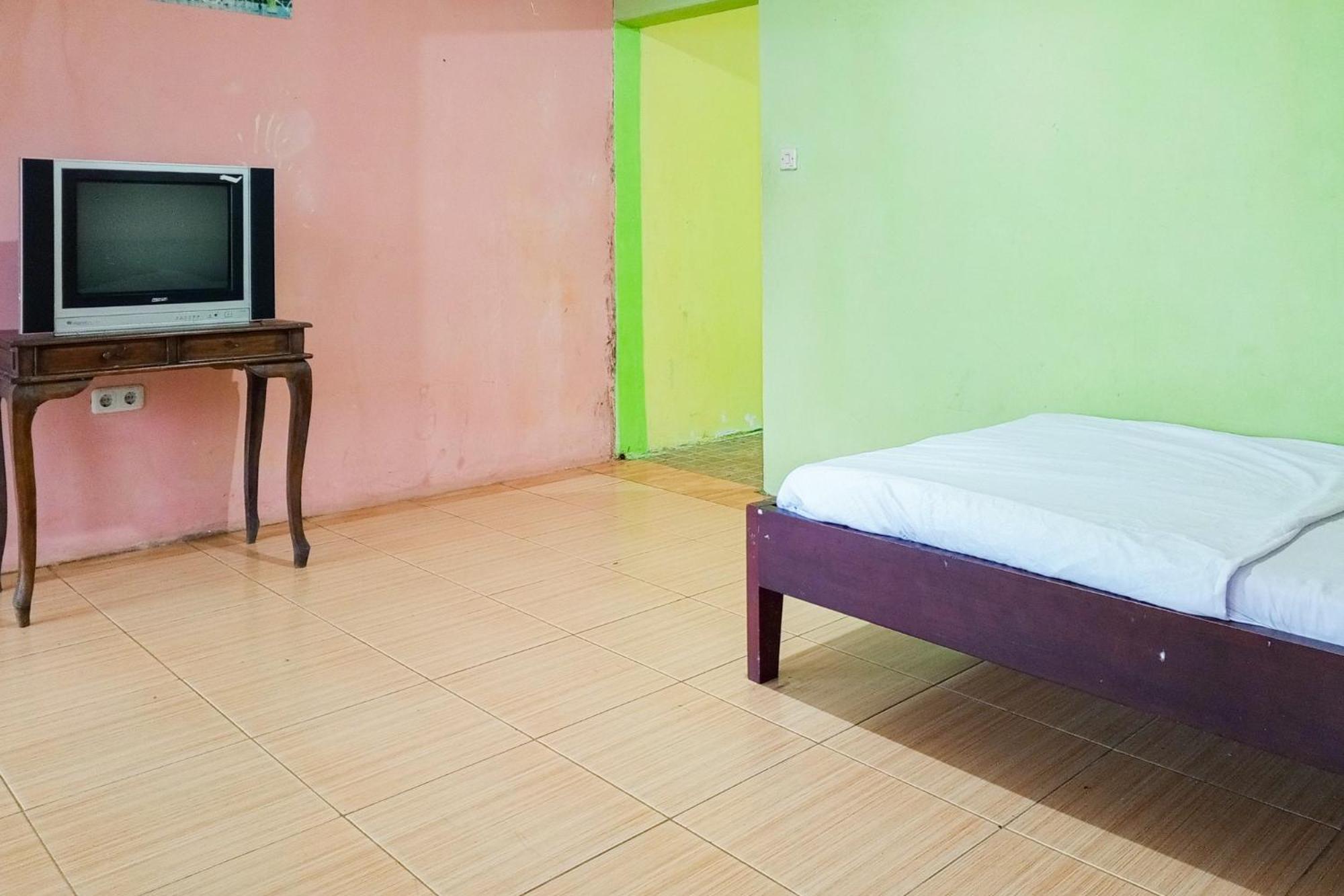 Villa Kampus Near Taman Safari Cisarua Puncak Redpartner Bogor Buitenkant foto
