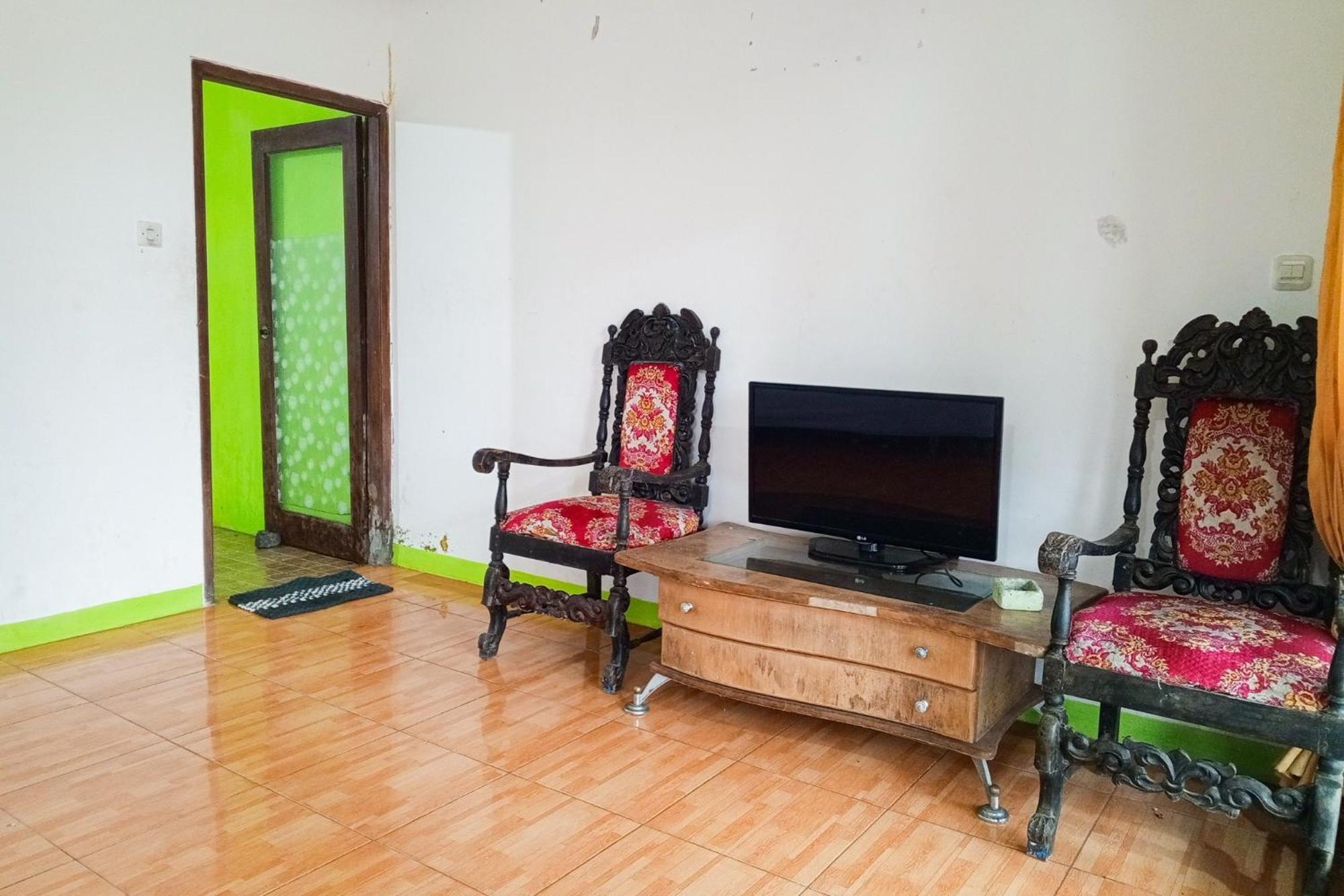 Villa Kampus Near Taman Safari Cisarua Puncak Redpartner Bogor Buitenkant foto